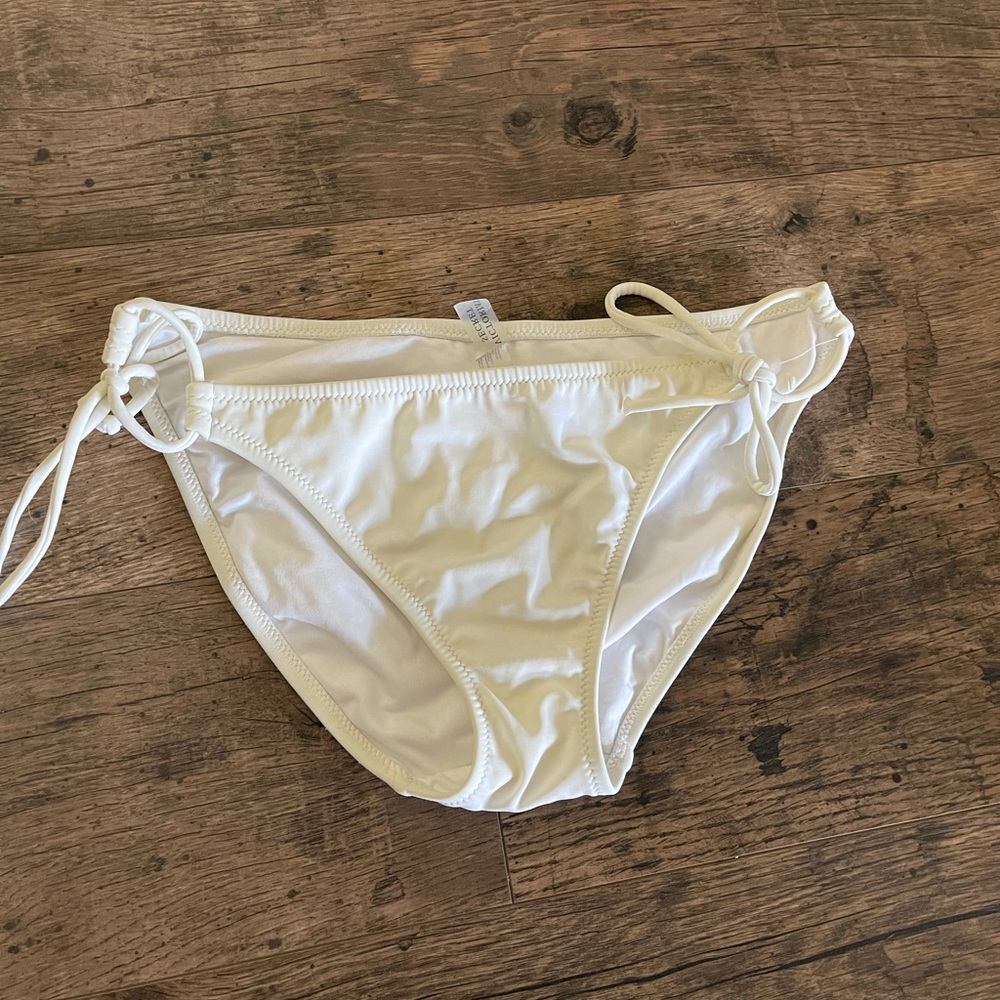 Victoria’s Secret bikini bottom